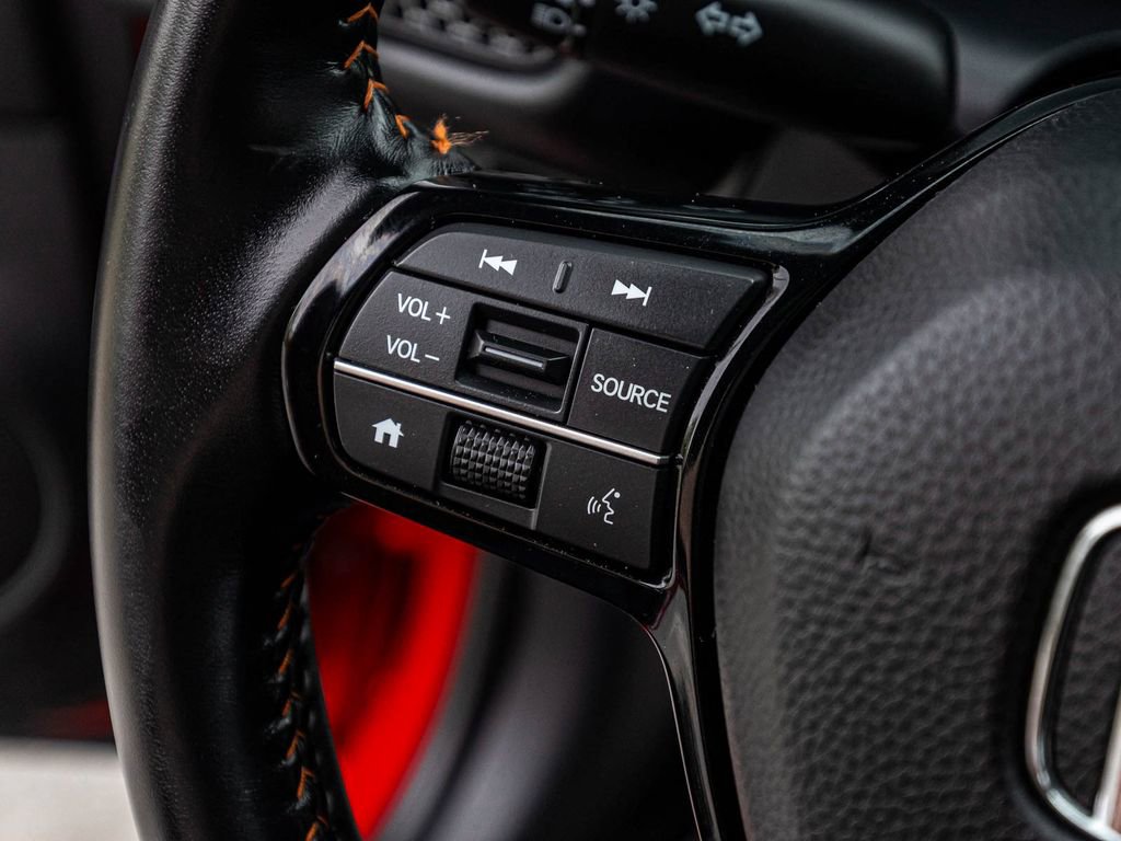 Used 2025 Honda HR-V Sport image 22