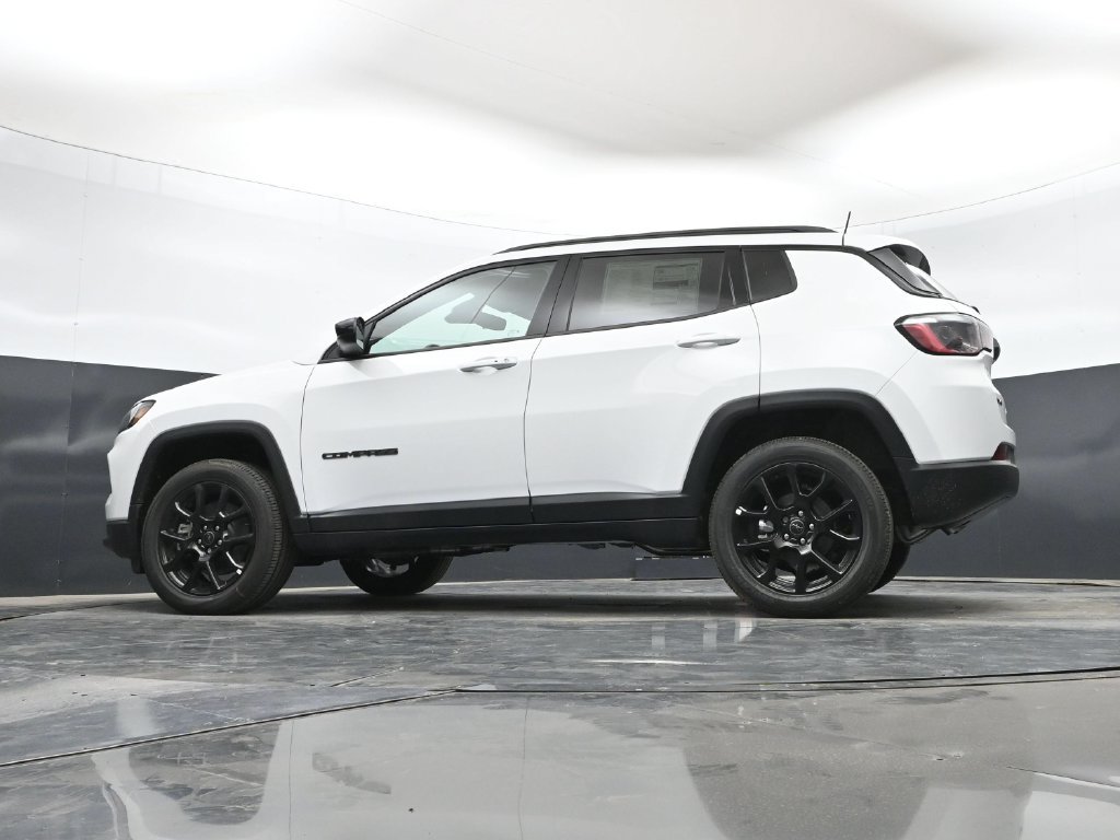 New 2026 Jeep Compass Latitude AWD/4WD image 45