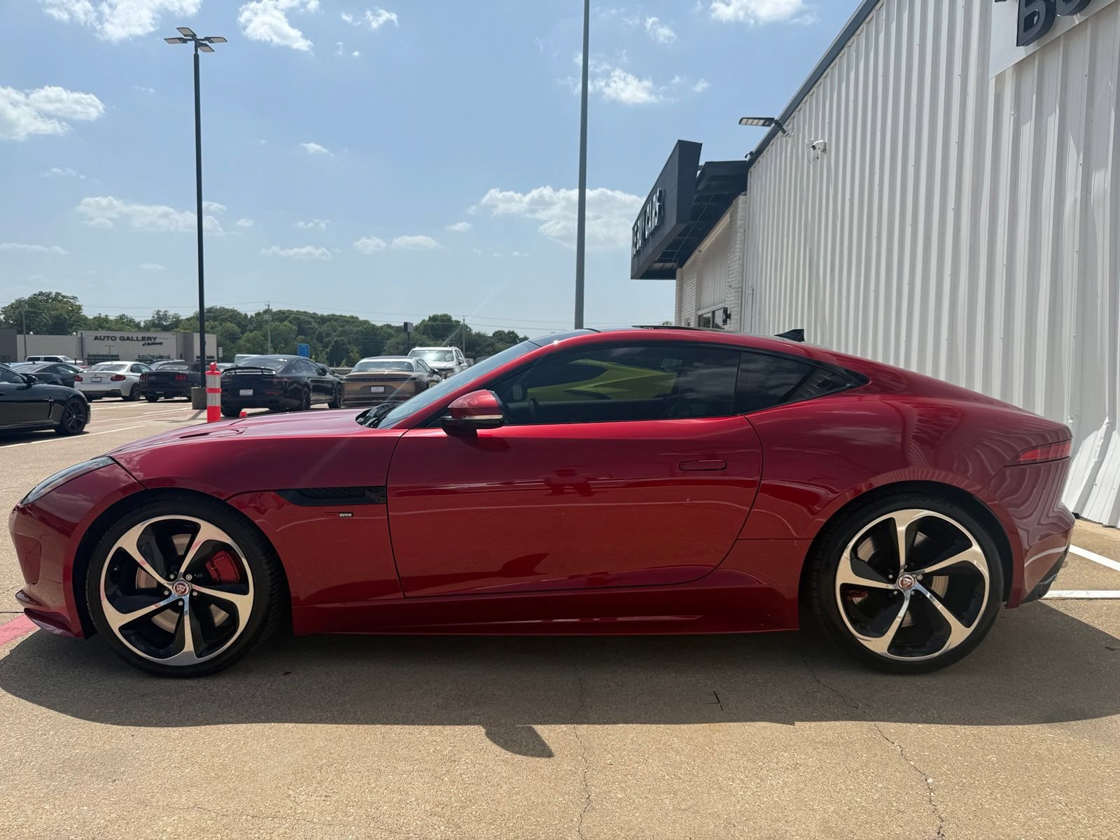 Used 2016 Jaguar F-TYPE R AWD/4WD image 2