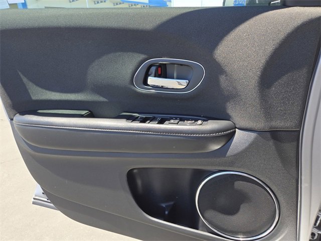 Used 2022 Honda HR-V EX image 15