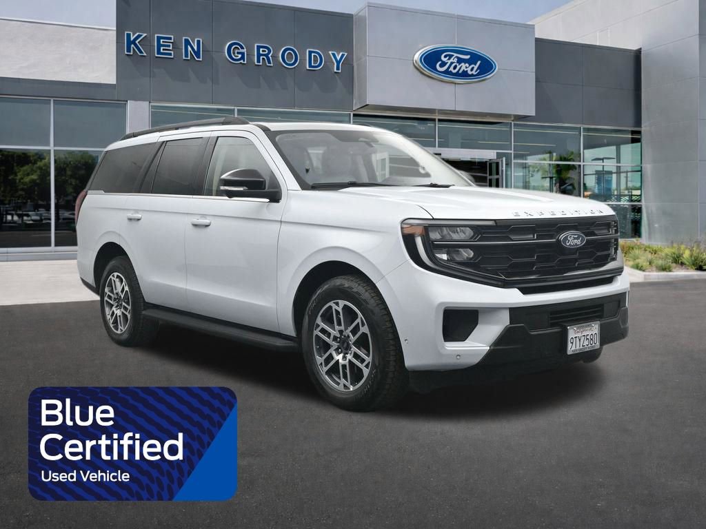 Used 2025 Ford Expedition Active