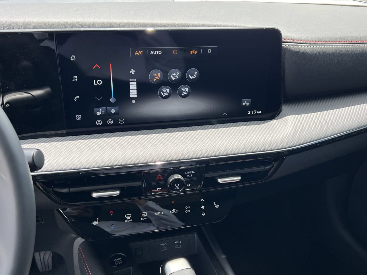 New 2026 Nissan Kicks SR w/ SR Premium Package FWD image 10