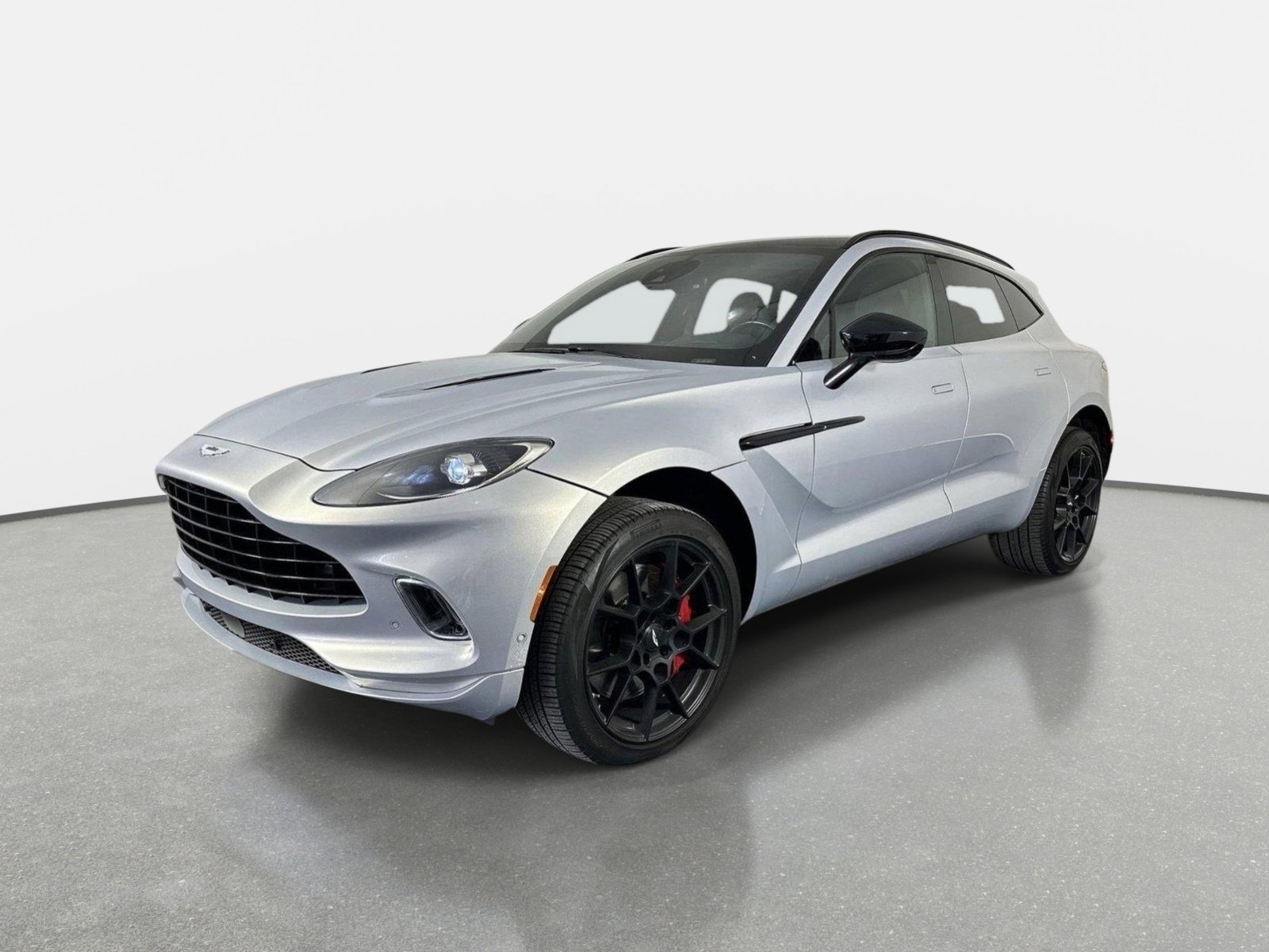 Used 2023 Aston Martin DBX AWD/4WD image 4