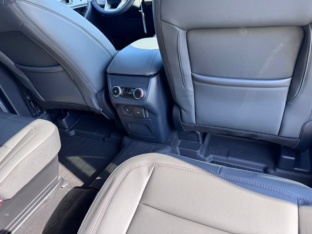 New 2026 Ford Explorer Active w/ Active Comfort Package AWD/4WD image 20