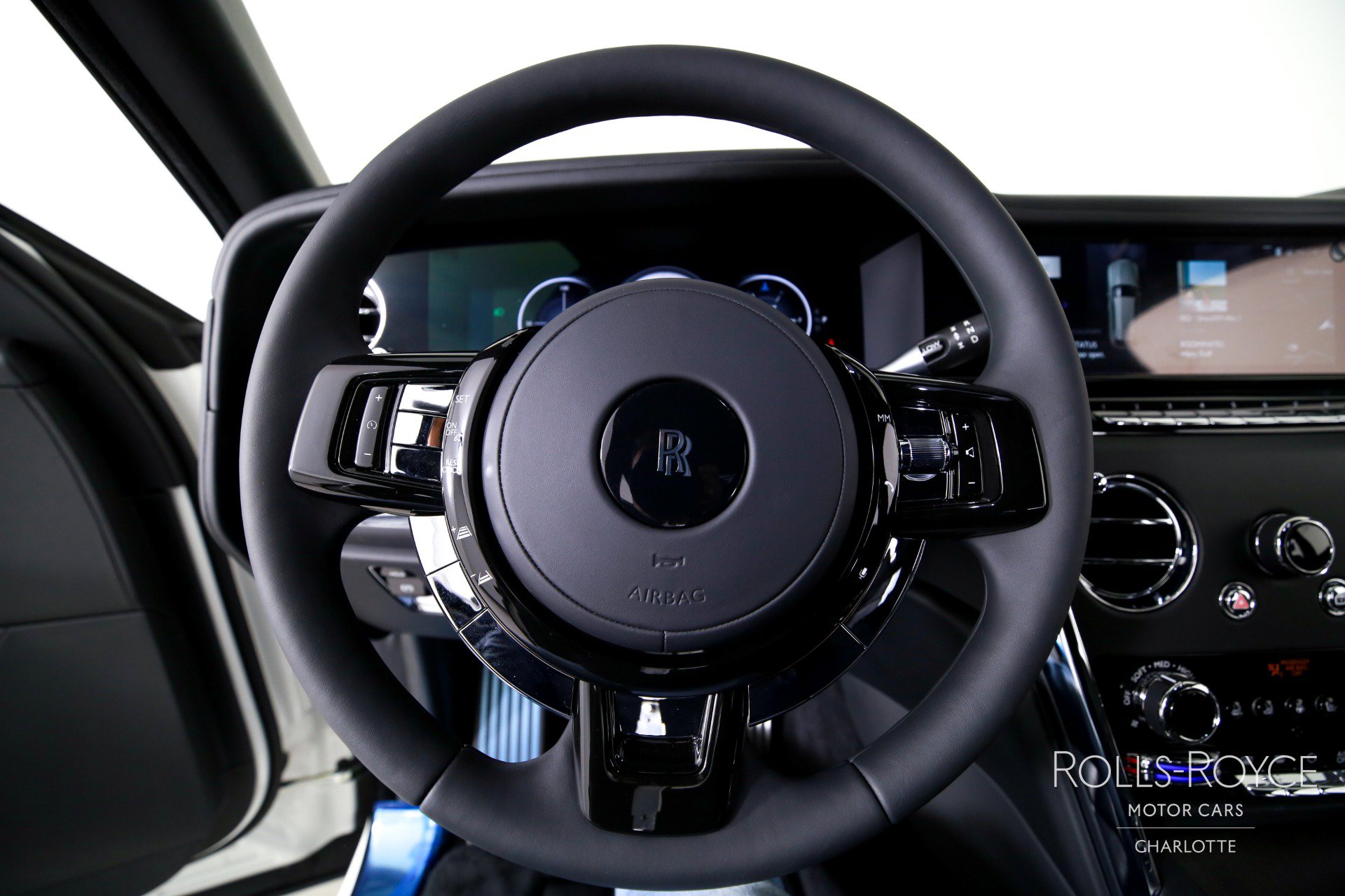 New 2026 Rolls-Royce Cullinan image 15