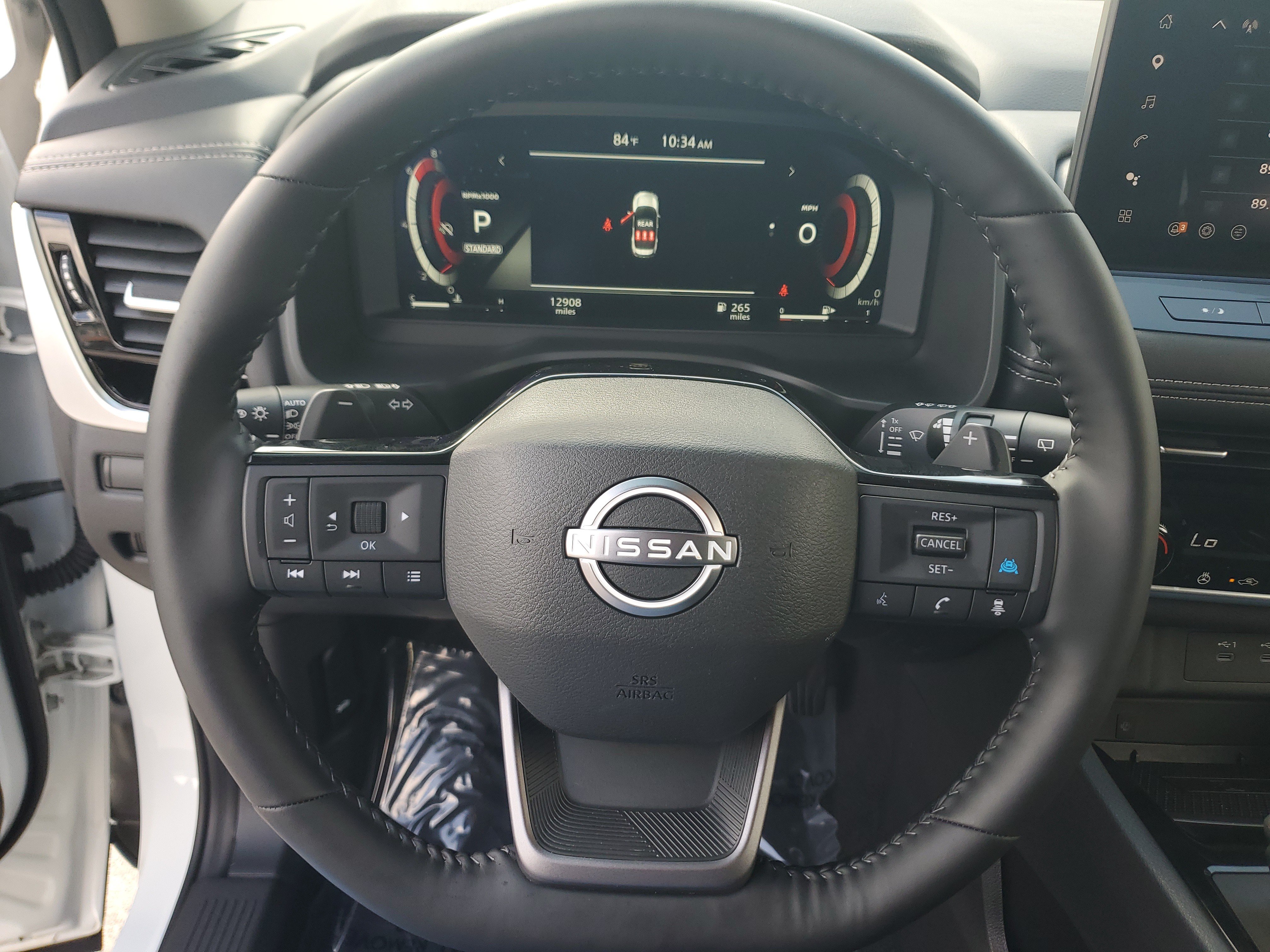 Used 2025 Nissan Rogue SL FWD image 21