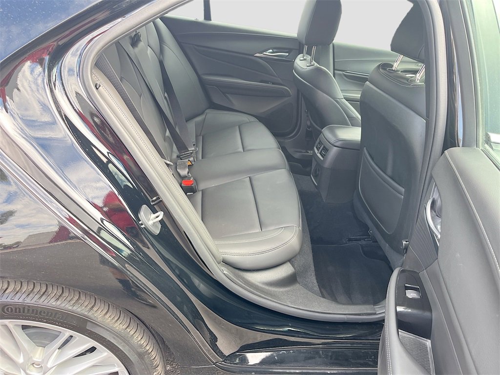 Used 2025 Cadillac CT4 Premium Luxury image 28
