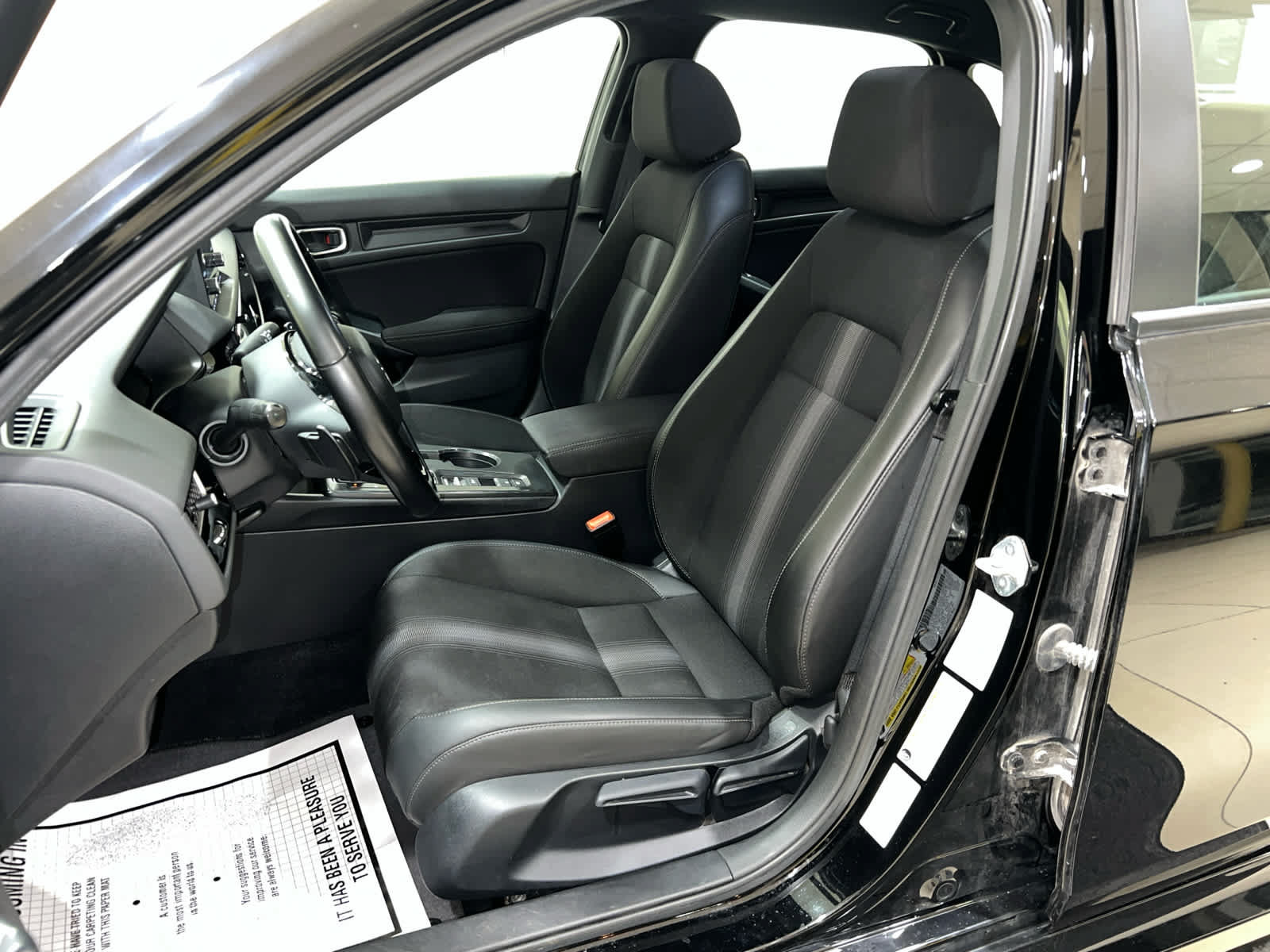 Used 2025 Honda Civic Sport image 9