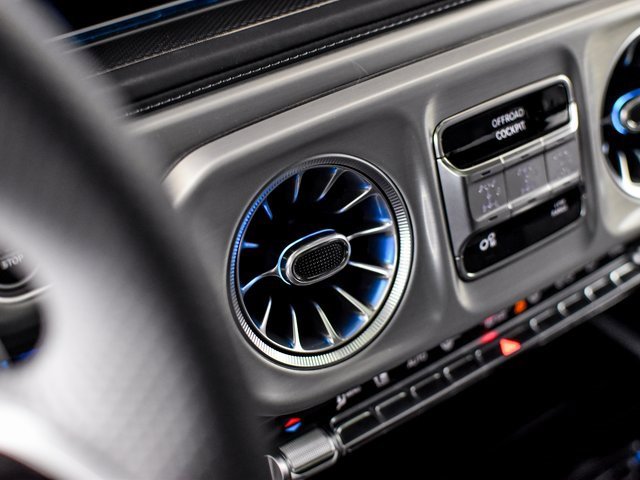 Used 2025 Mercedes-Benz G 63 AMG 4MATIC image 31