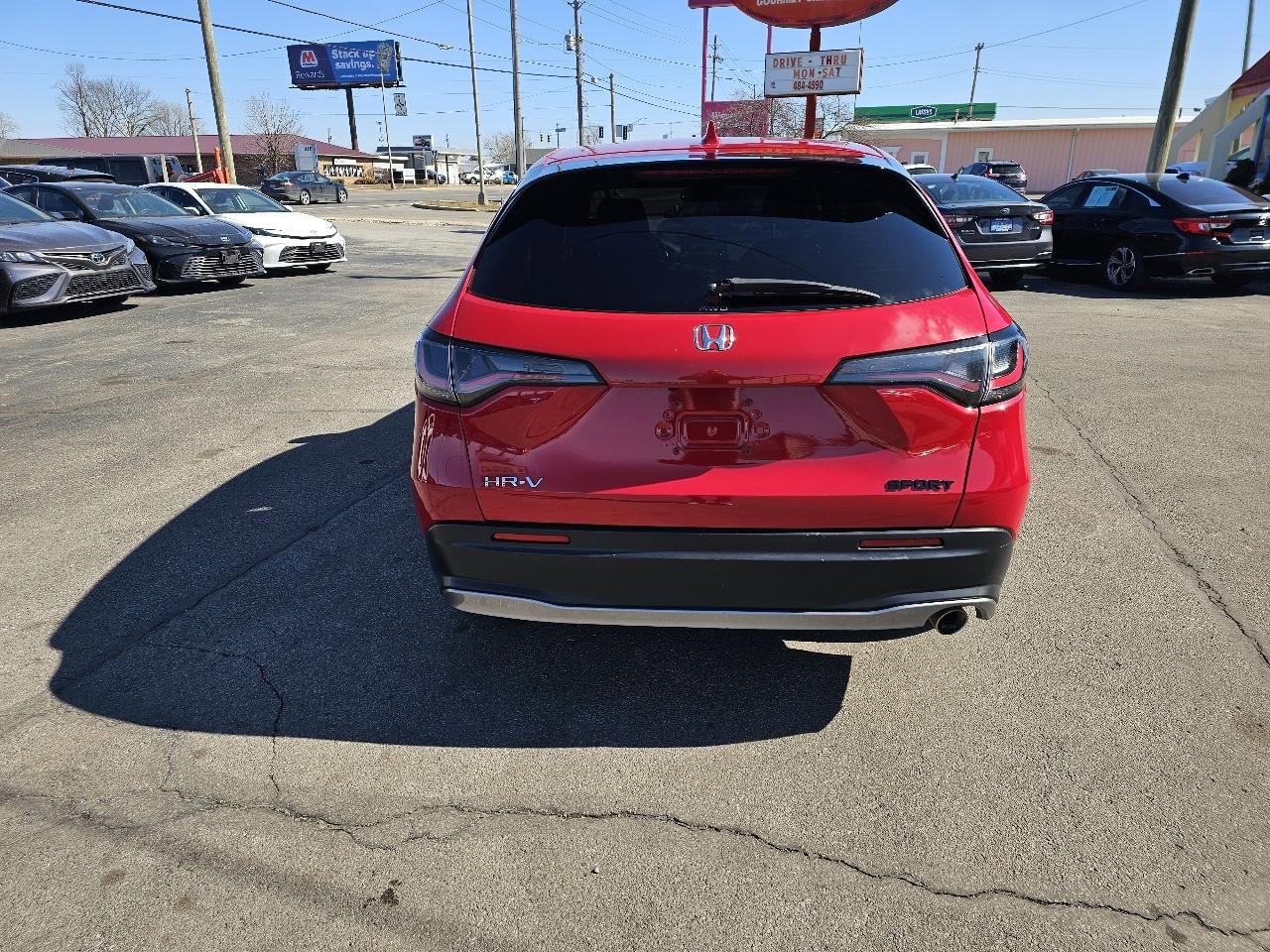 Used 2023 Honda HR-V Sport image 7
