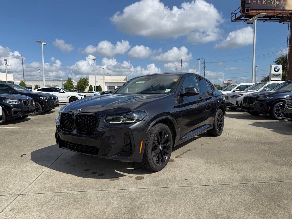 Certified 2024 BMW X4 xDrive30i w/ Premium Package AWD/4WD image 1