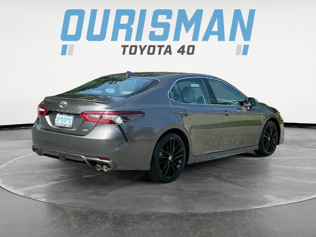 Used 2023 Toyota Camry XSE FWD image 7