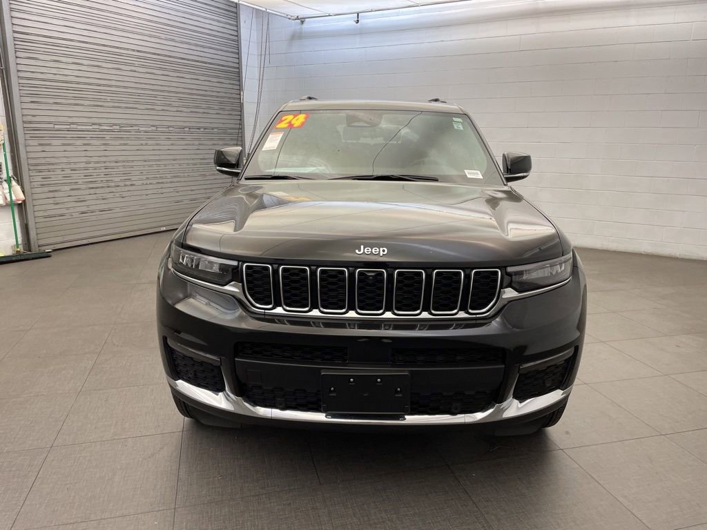 Certified 2024 Jeep Grand Cherokee L Limited w/ Luxury Tech Group II image 11