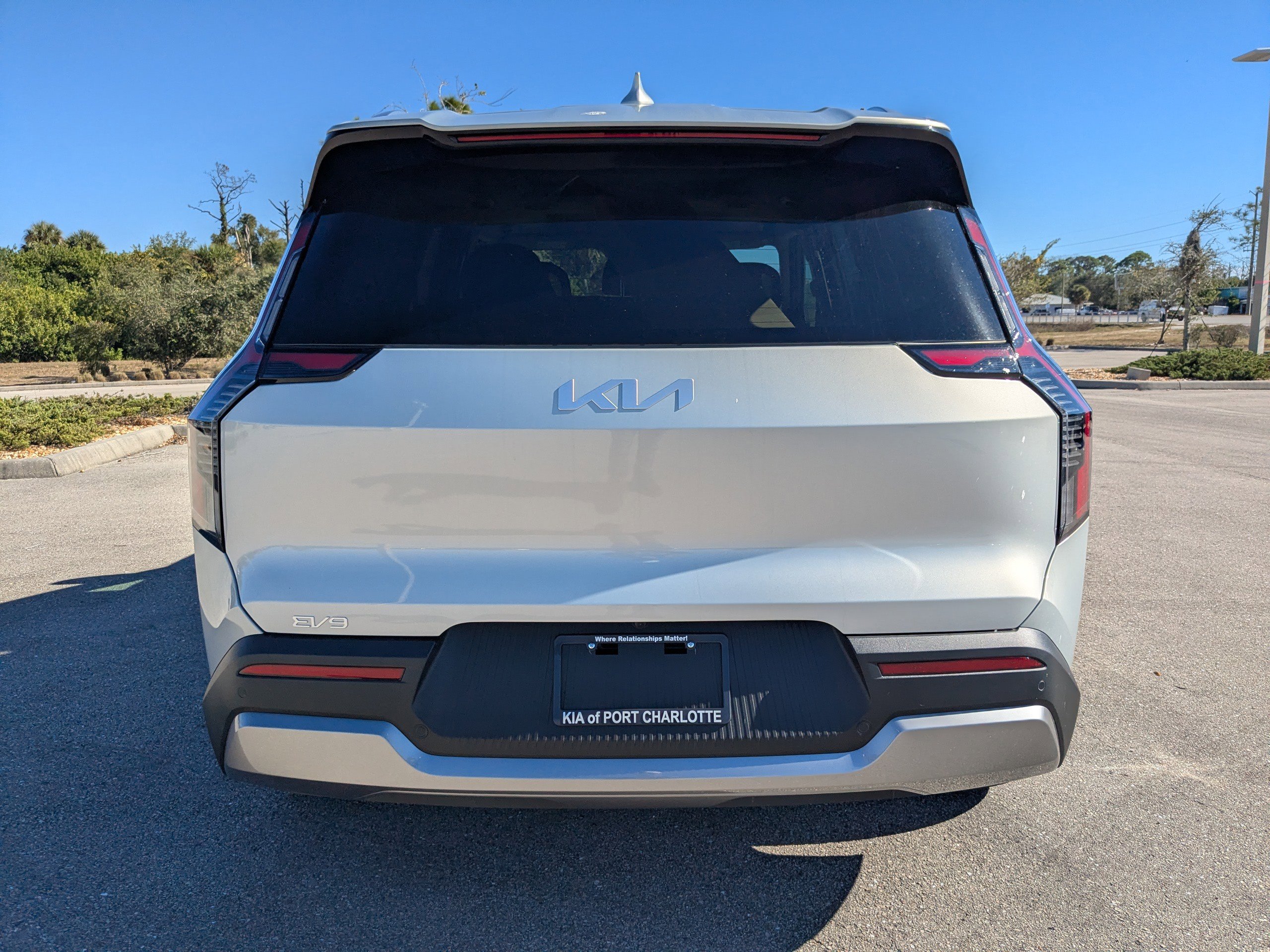 New 2026 Kia EV9 Wind AWD/4WD image 6