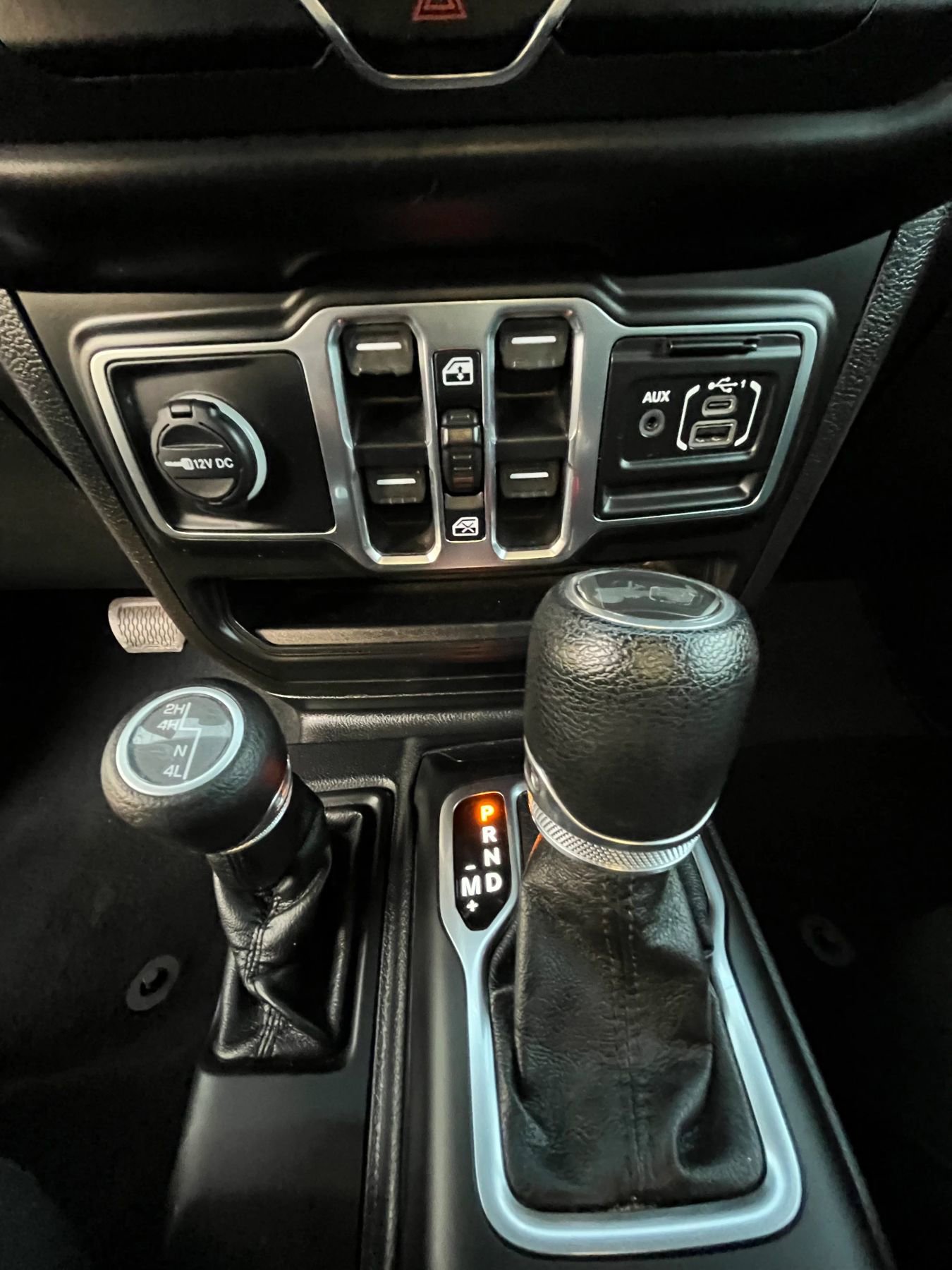 Used 2020 Jeep Wrangler Unlimited Sport image 16