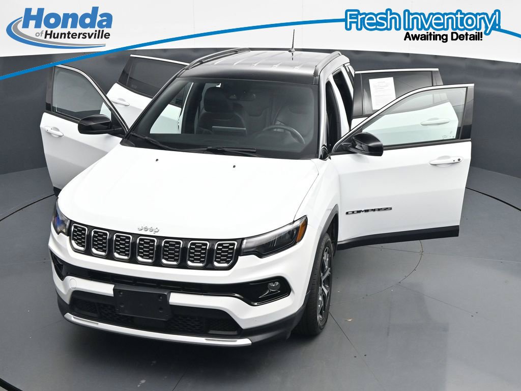 Used 2025 Jeep Compass Limited AWD/4WD image 37