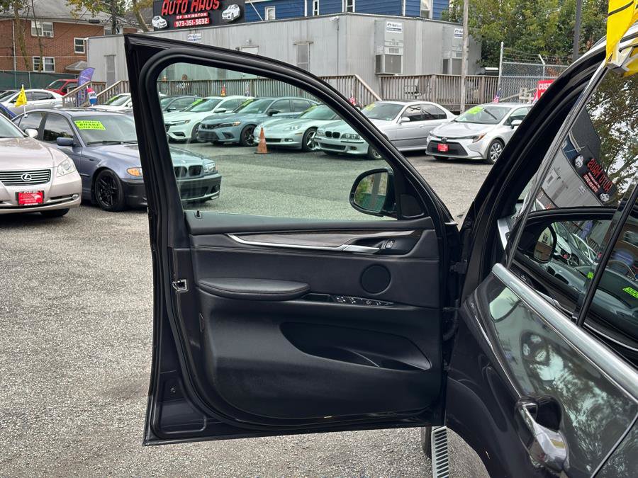Used 2017 BMW X5 xDrive35i AWD/4WD image 9