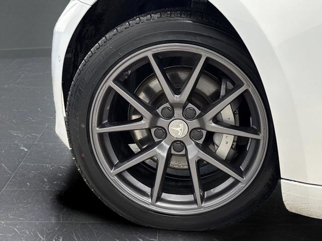 Used 2021 Tesla Model 3 Standard Range Plus image 33