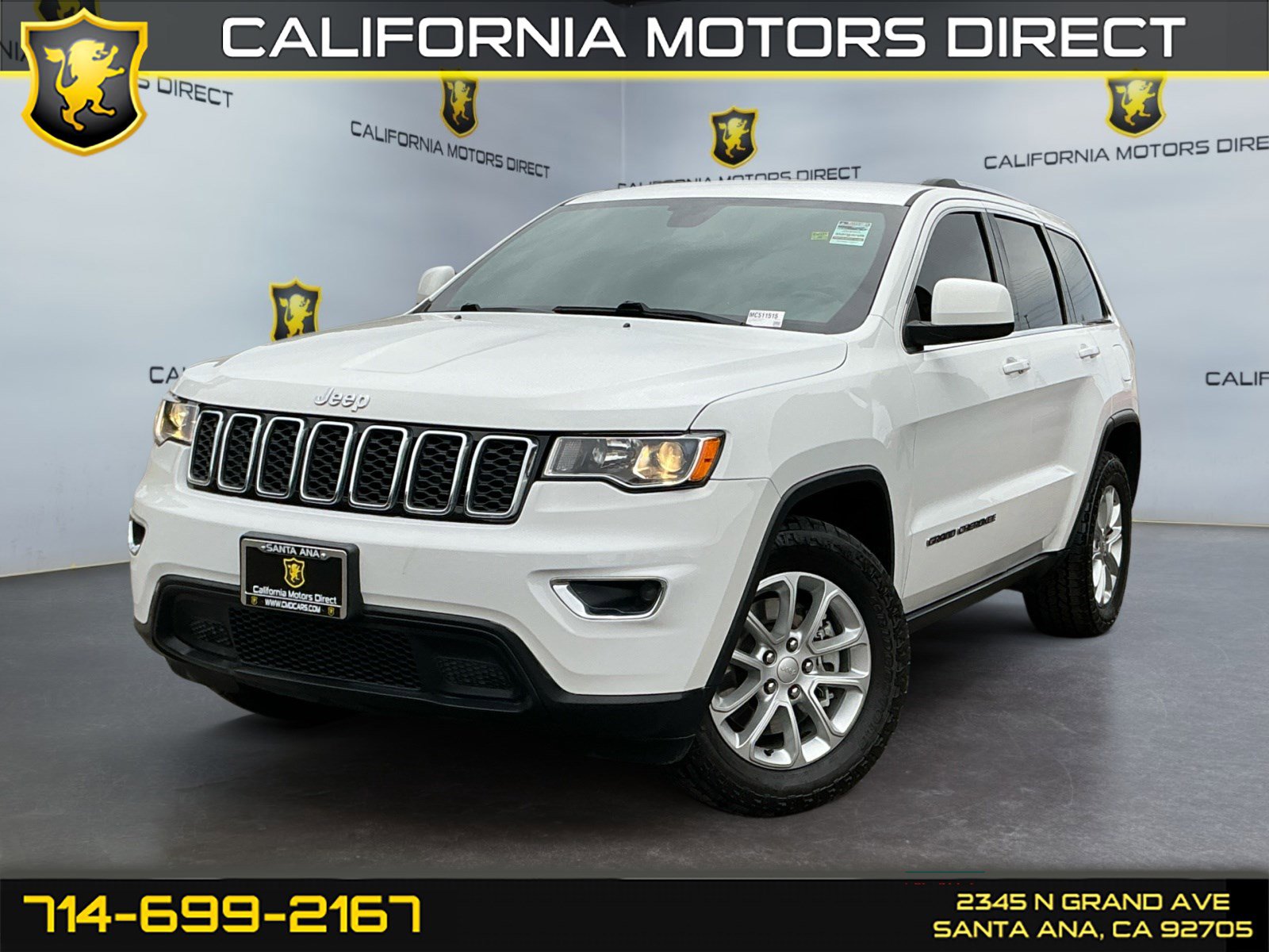Used 2021 Jeep Grand Cherokee Laredo image 1