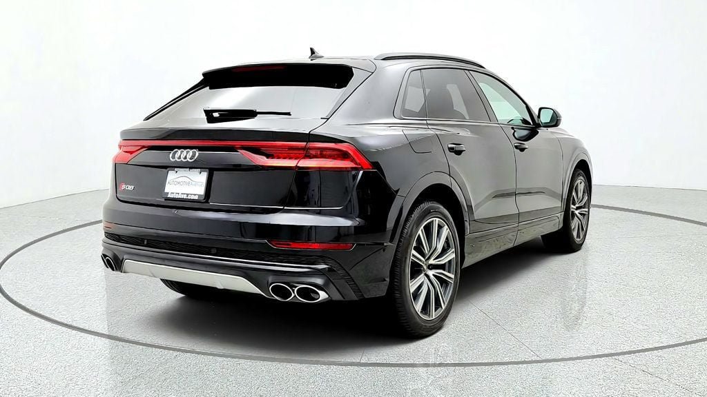 Used 2023 Audi SQ8 Prestige AWD/4WD image 5