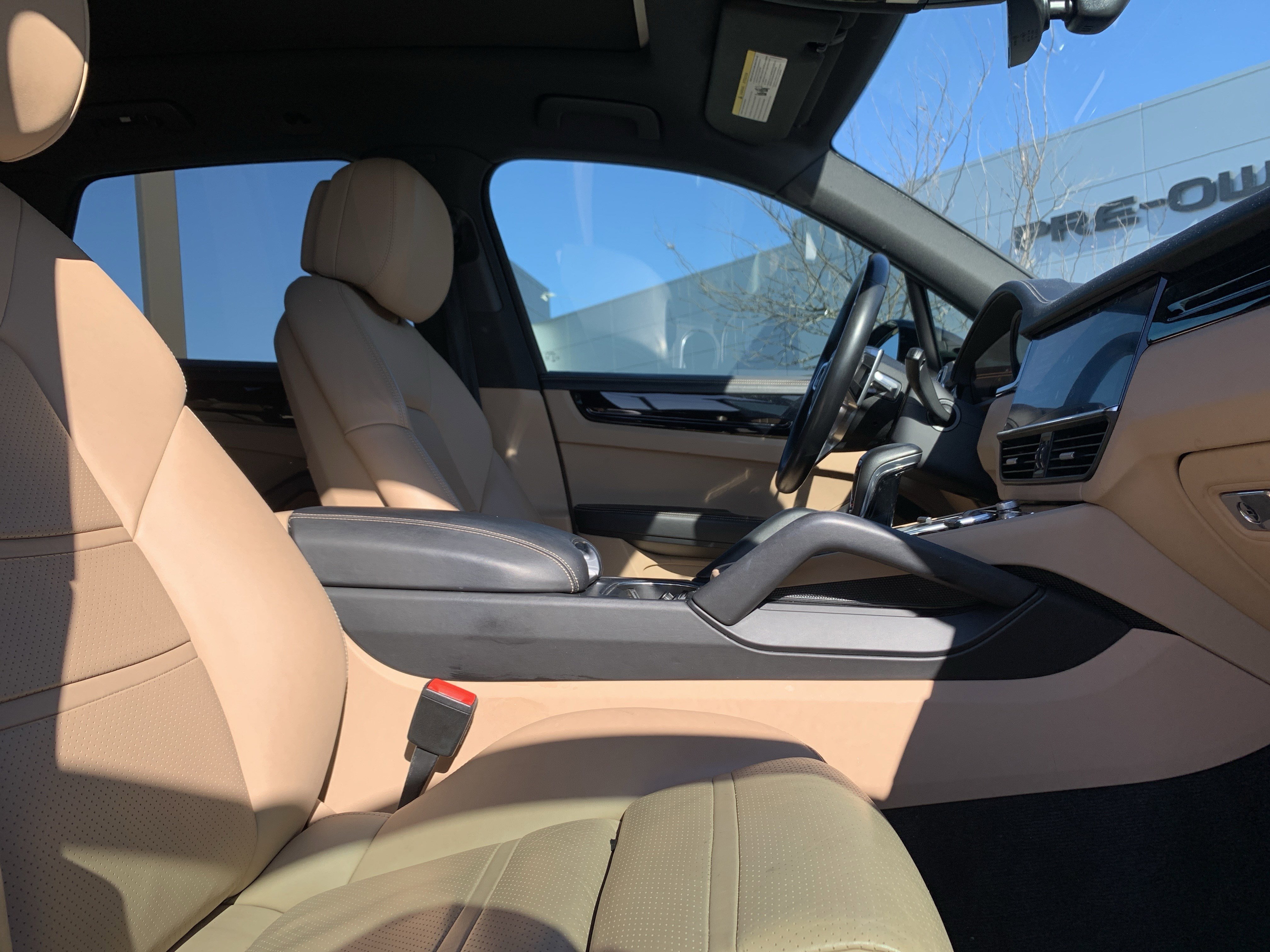 Used 2020 Porsche Cayenne image 35