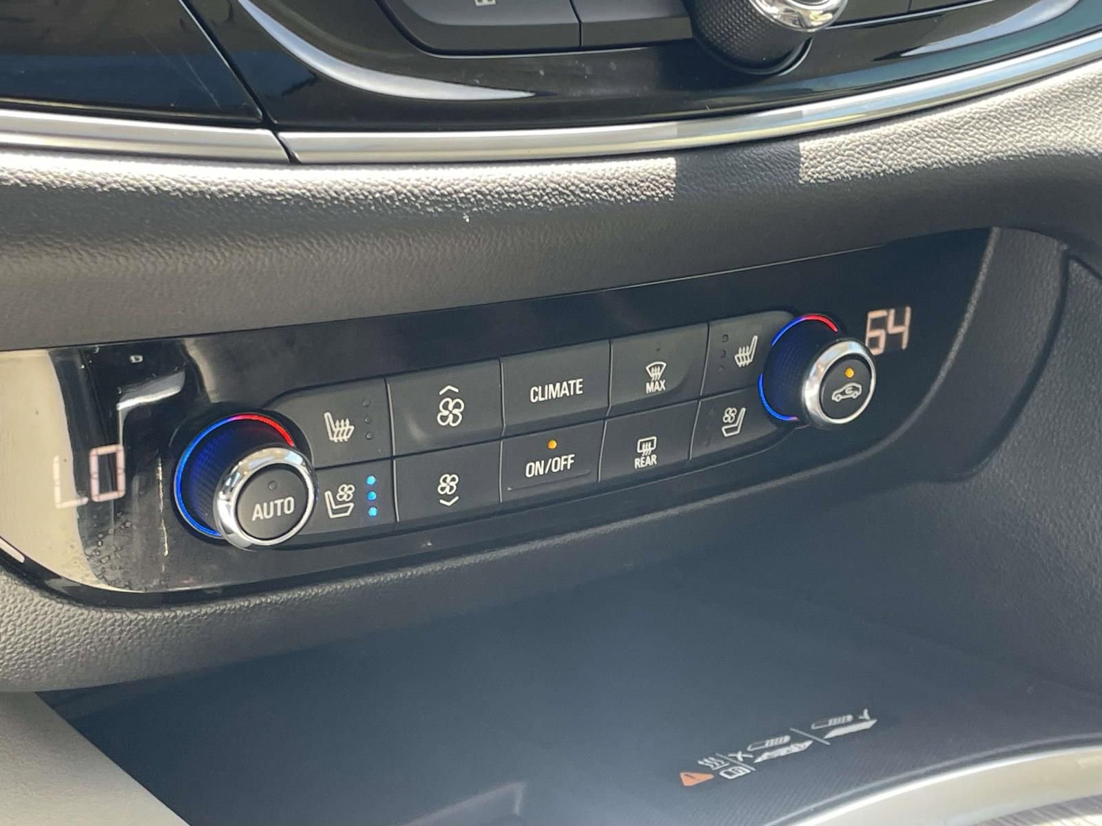 Used 2024 Buick Enclave Avenir w/ Avenir Technology Package FWD image 25
