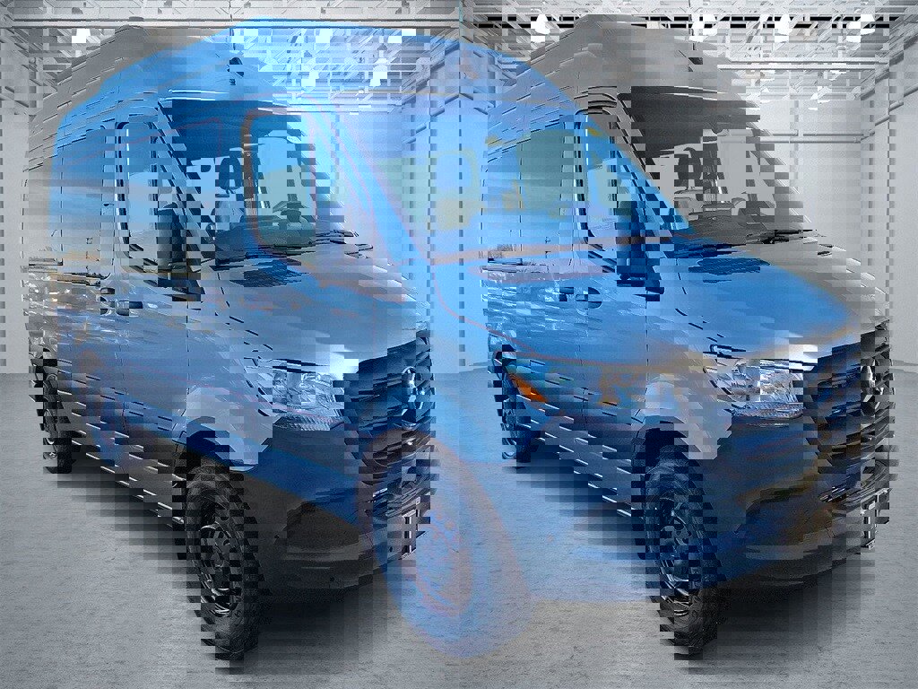 New 2025 Mercedes-Benz Sprinter 2500 image 2