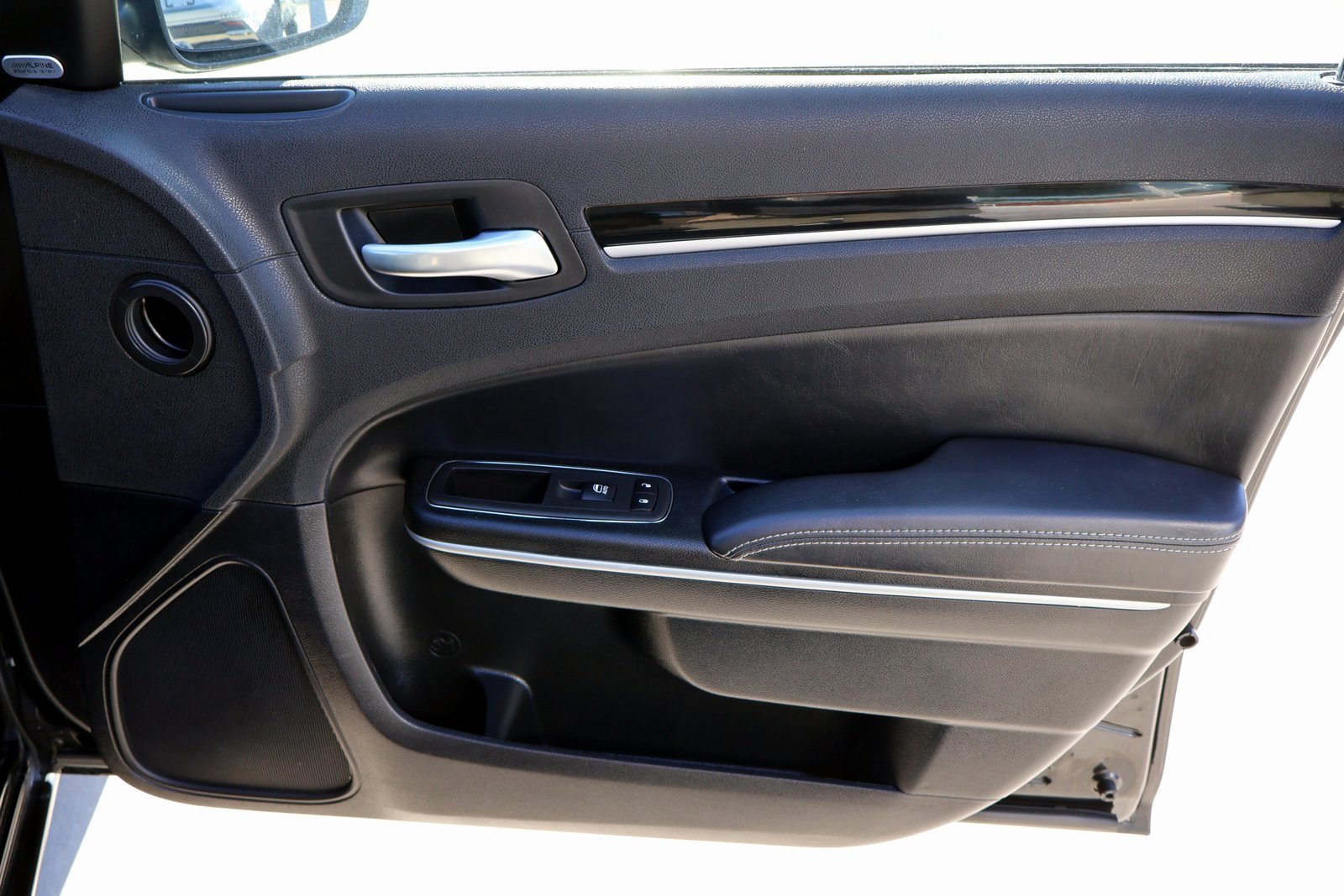 Used 2023 Chrysler 300 S image 11