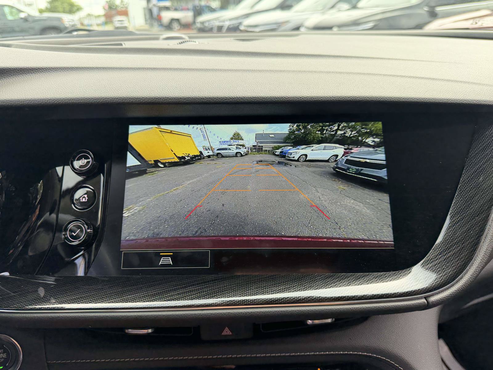 Certified 2023 Buick Envision Essence AWD/4WD image 32