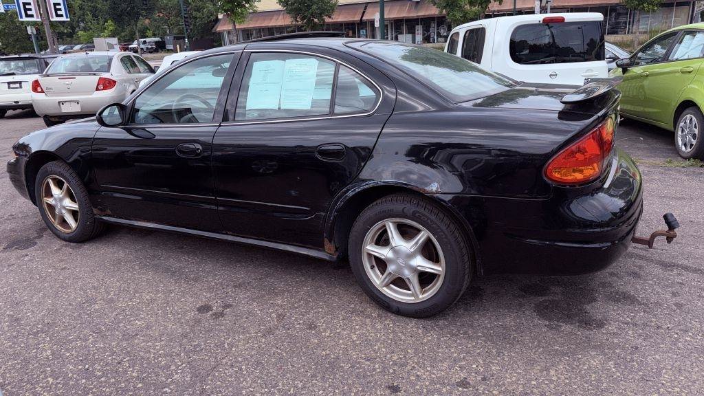 Used 2003 Oldsmobile Alero GL w/ Sun & Sound Package FWD image 4