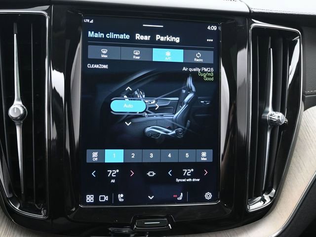 Used 2022 Volvo XC60 B5 Inscription w/ Advanced Package image 19