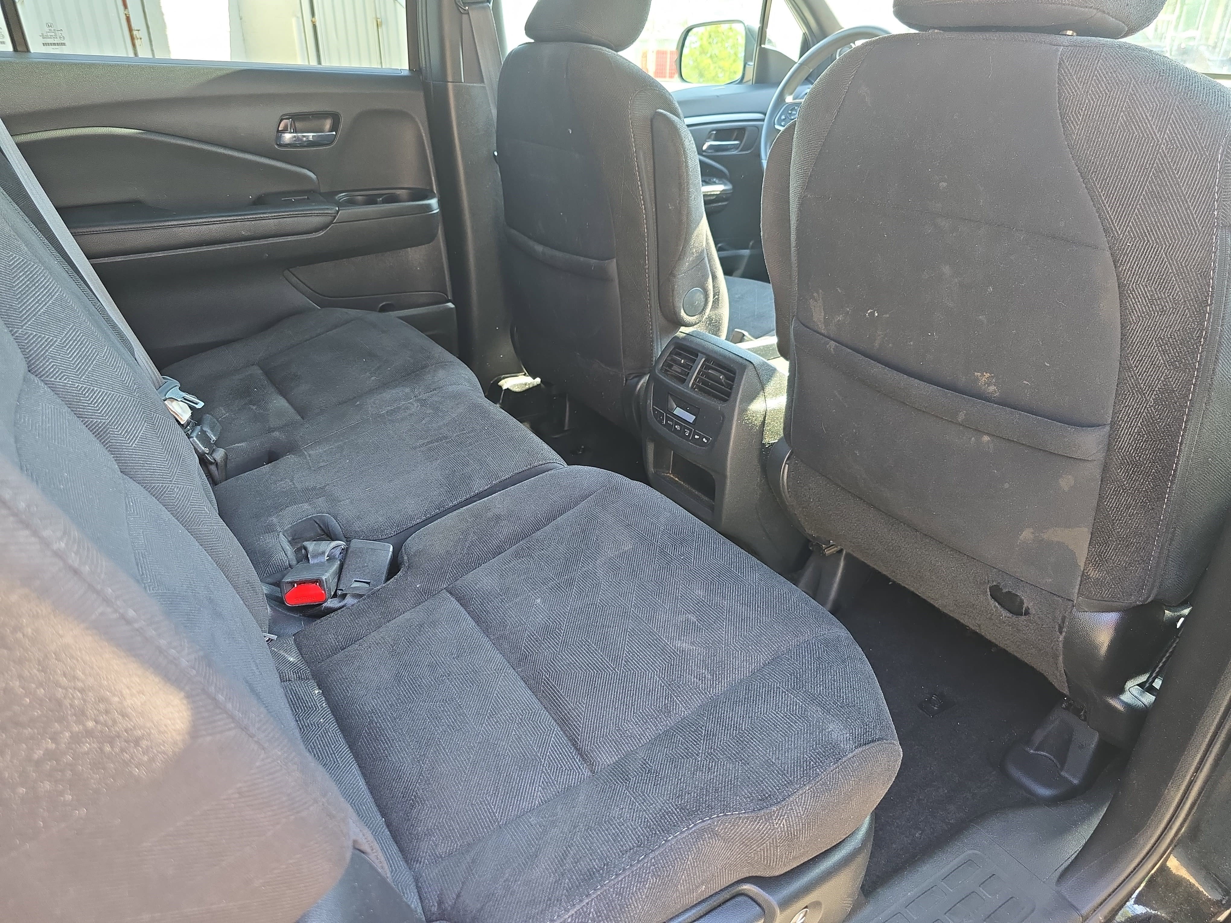 Used 2022 Honda Pilot Sport image 11