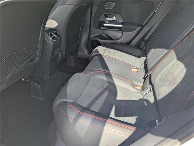 Used 2025 Mercedes-Benz GLA 250 image 14