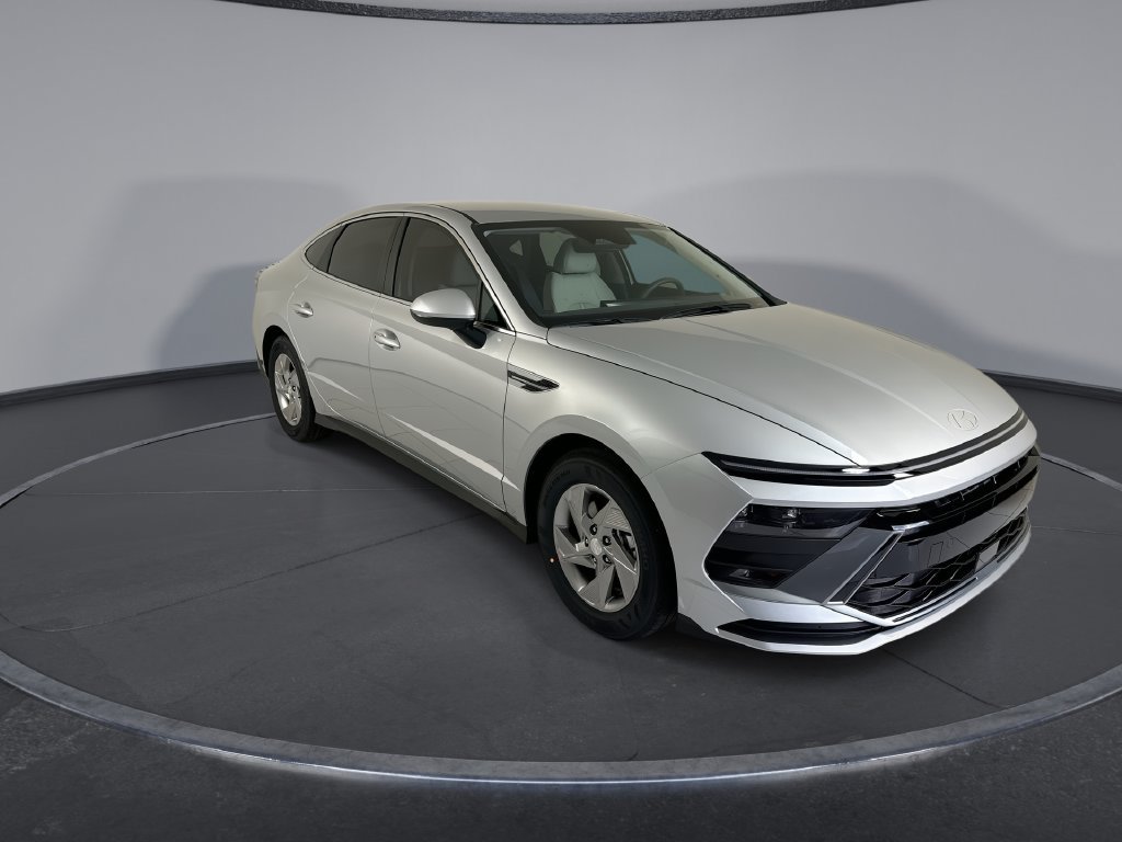 New 2026 Hyundai Sonata SE FWD image 2