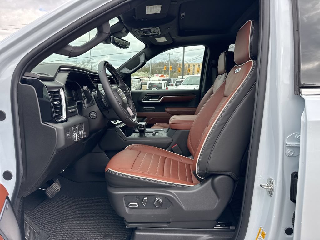 New 2026 GMC Sierra 1500 Denali Ultimate AWD/4WD image 17