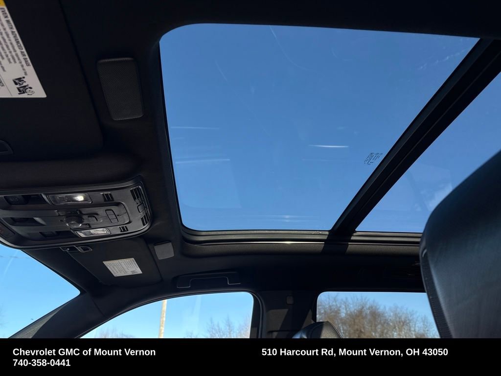 Used 2023 Cadillac Escalade Premium Luxury image 34