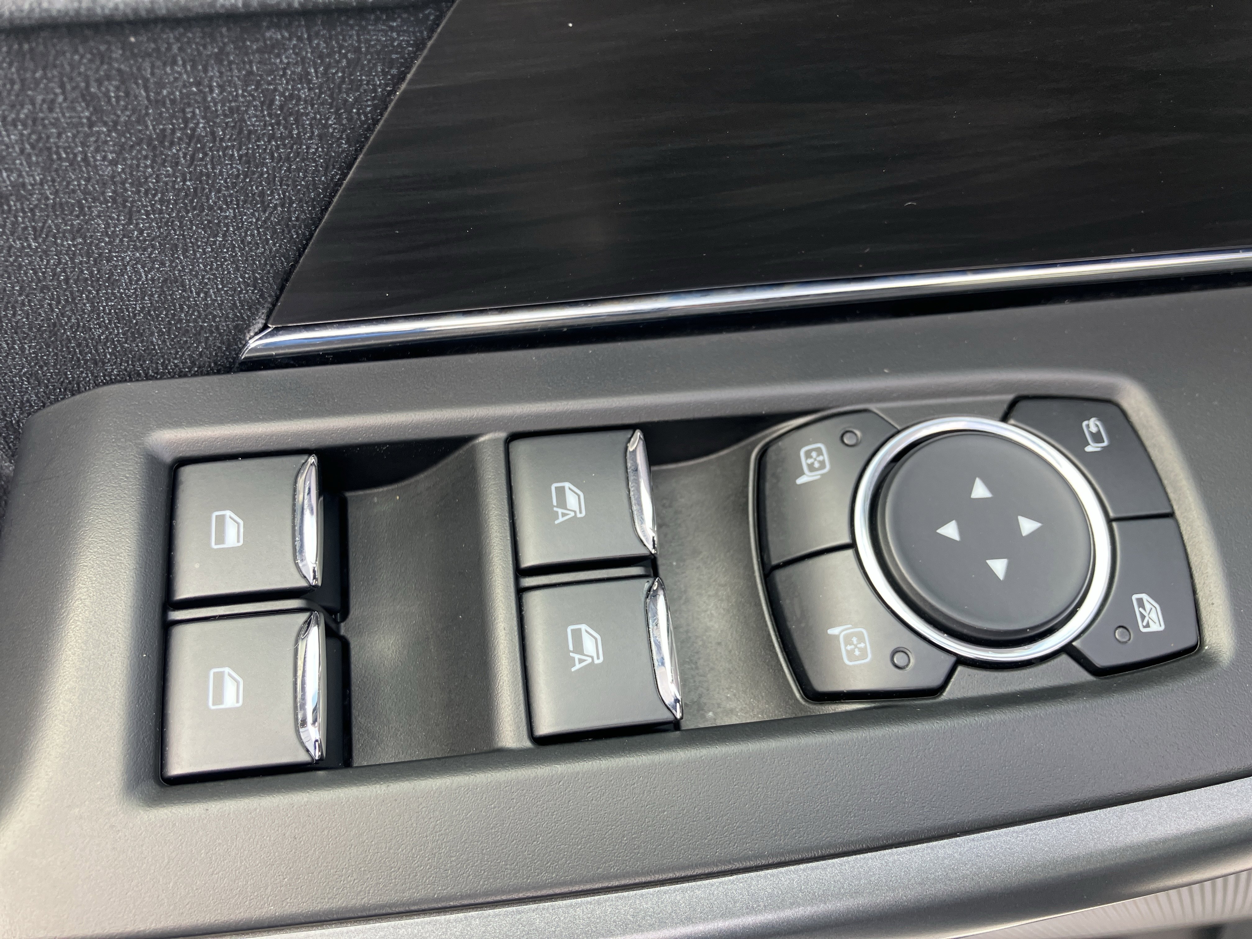 Used 2024 Ford F150 Lariat image 19