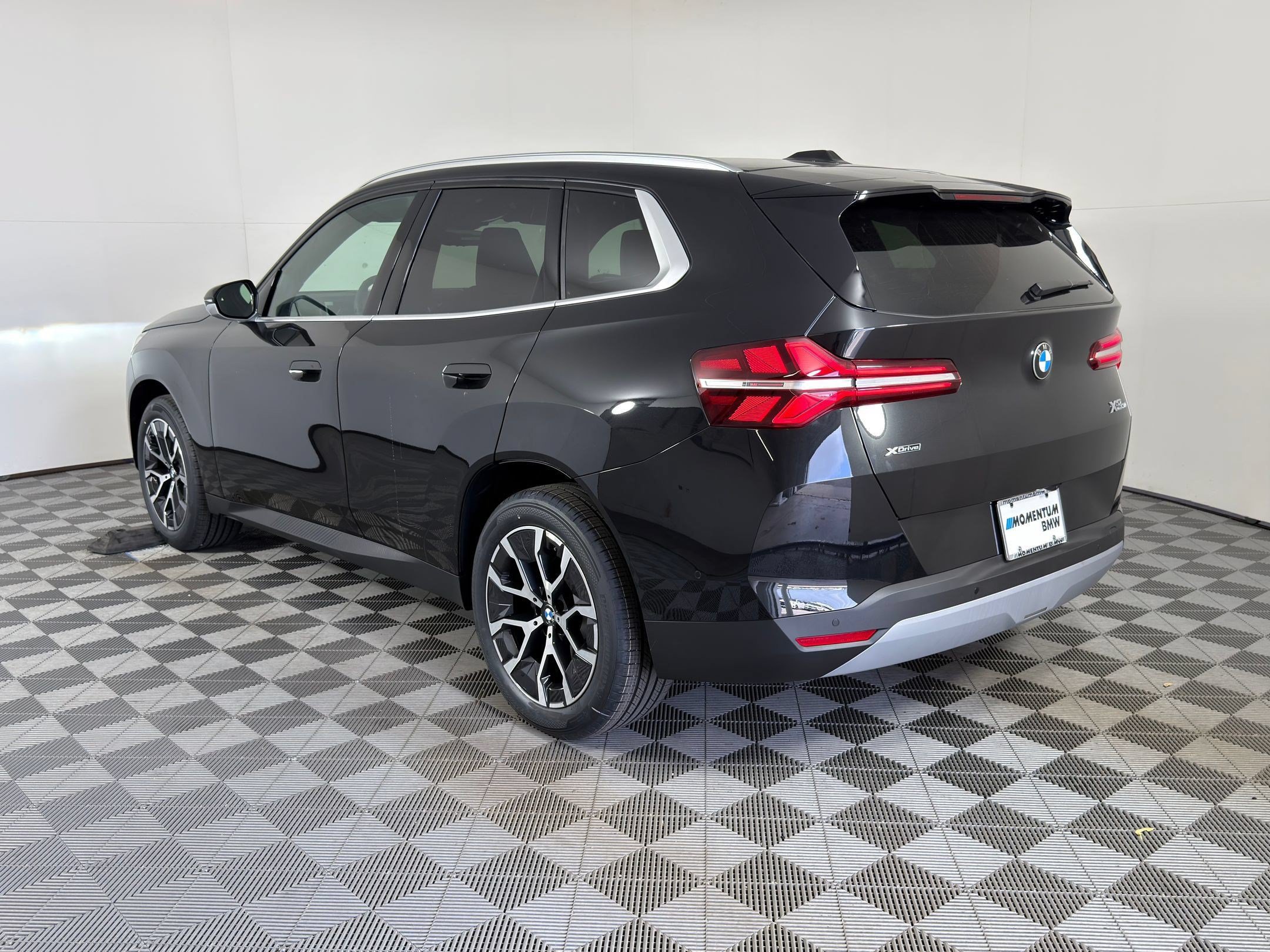 Used 2026 BMW X3 xDrive30i AWD/4WD image 3