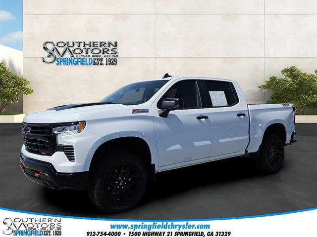 Used 2025 Chevrolet Silverado 1500 LT Trail Boss w/ Convenience Package II AWD/4WD image 1