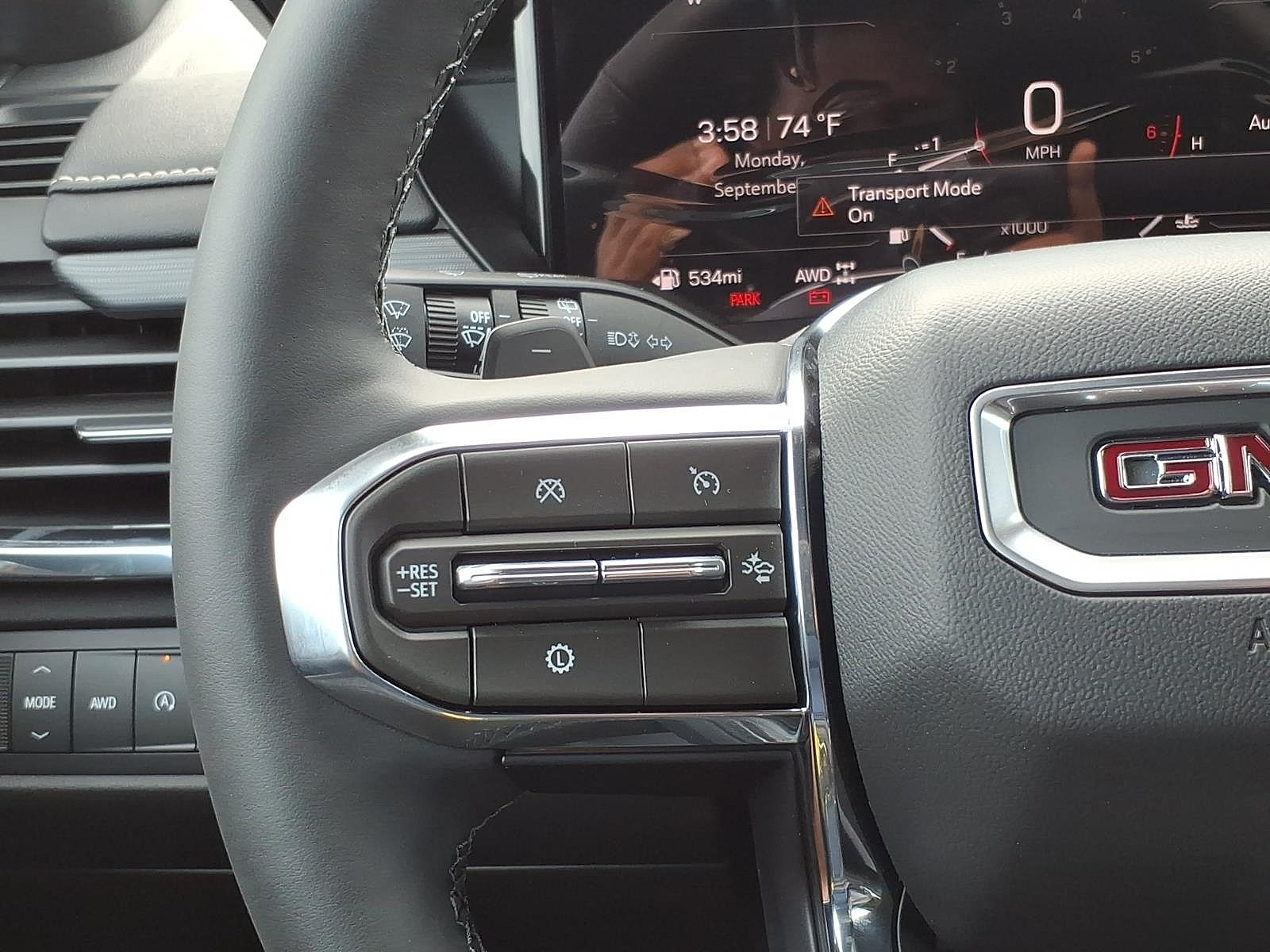 New 2027 GMC Acadia Elevation w/ Elevation Premium Package AWD/4WD image 17