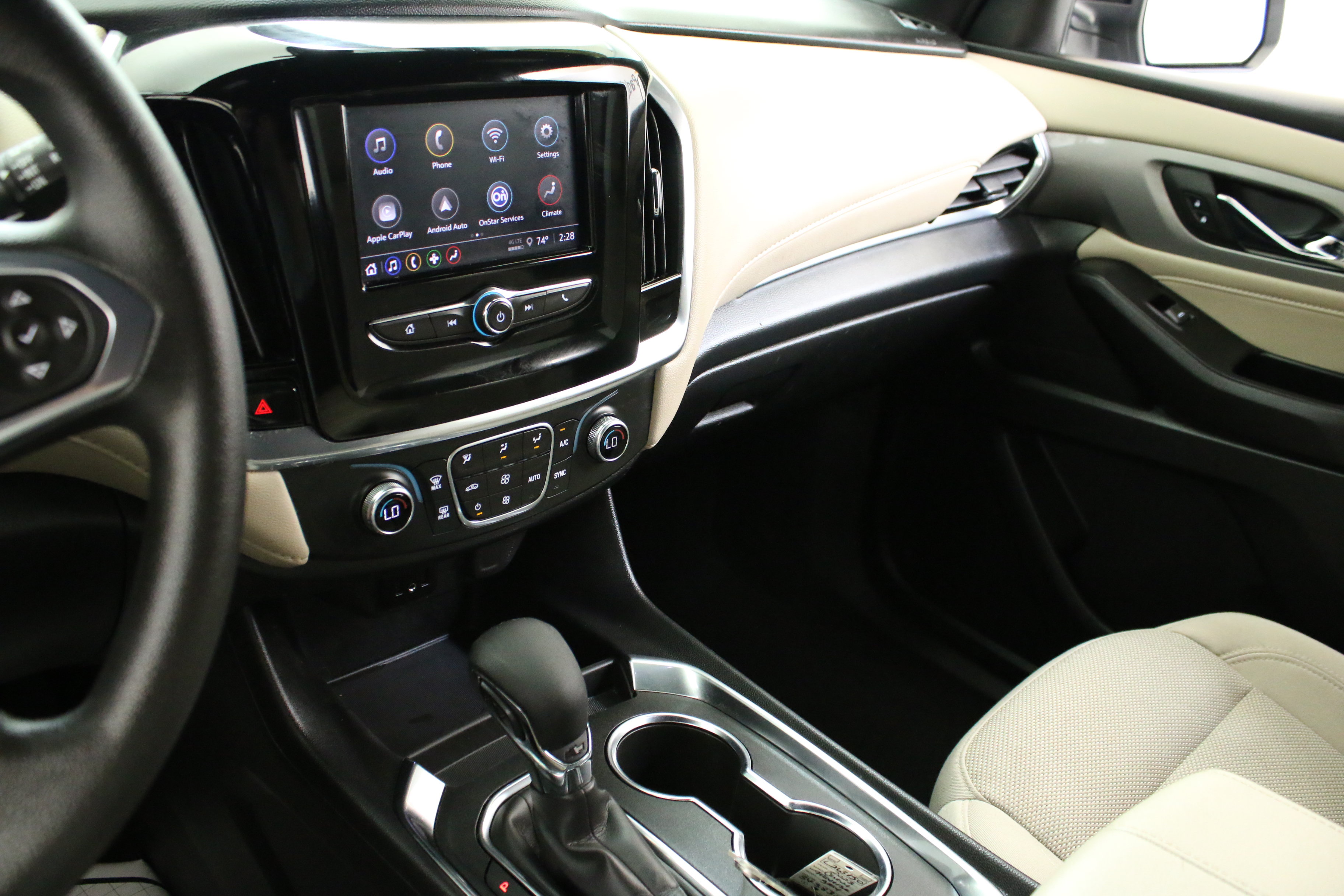 Used 2023 Chevrolet Traverse LS FWD image 20