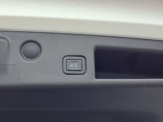 Used 2024 Chevrolet Equinox LT image 21