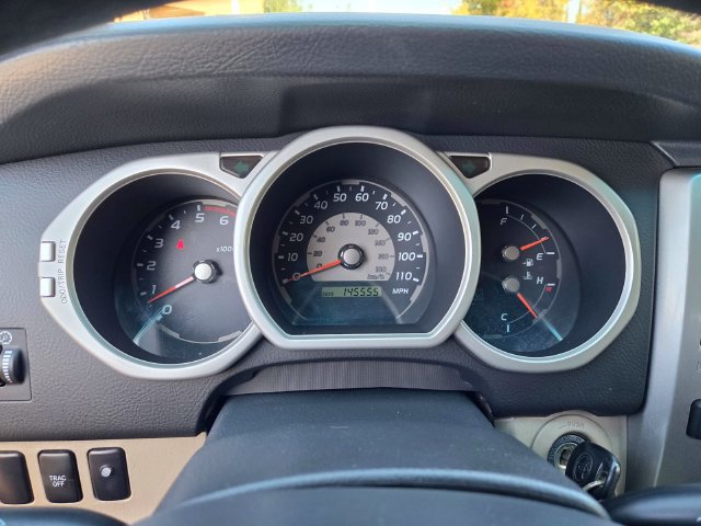 Used 2003 Toyota 4Runner SR5 RWD image 28