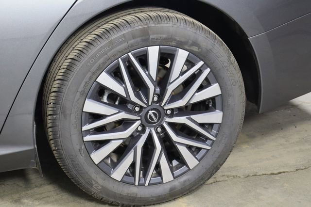 Used 2023 Nissan Altima 2.5 SV FWD image 36