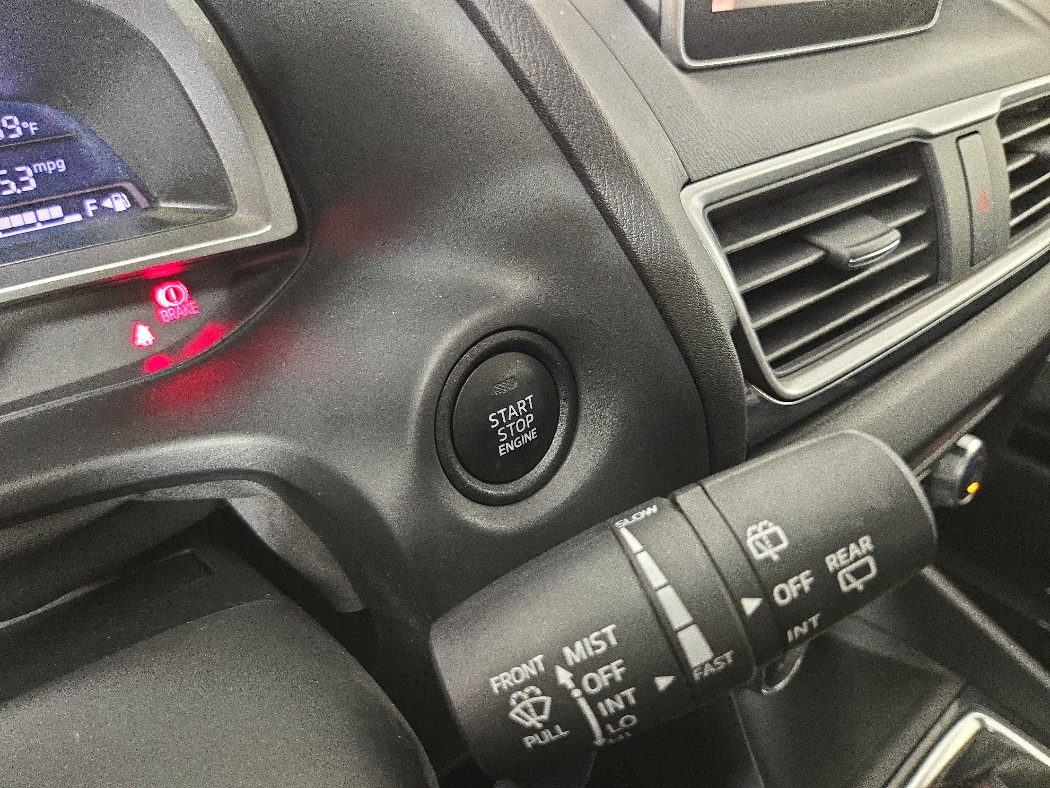 Used 2014 MAZDA MAZDA3 i Touring w/ Technology Package image 24