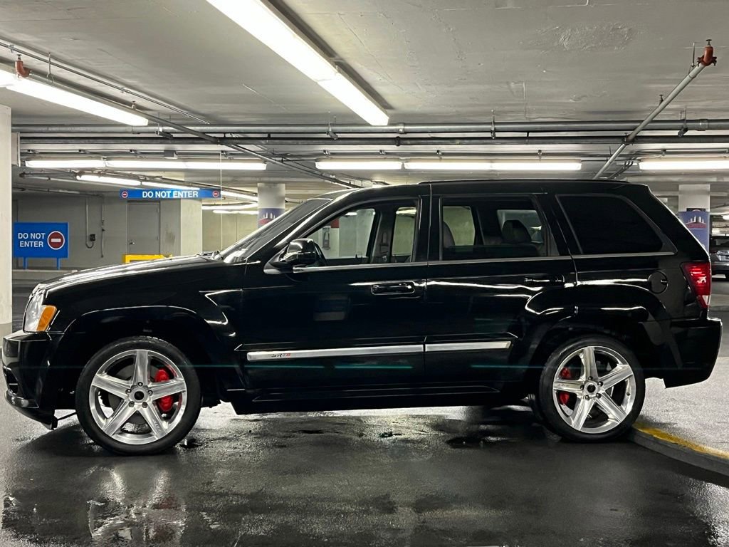 Used 2007 Jeep Grand Cherokee SRT8 w/ SRT Option Group I AWD/4WD image 29