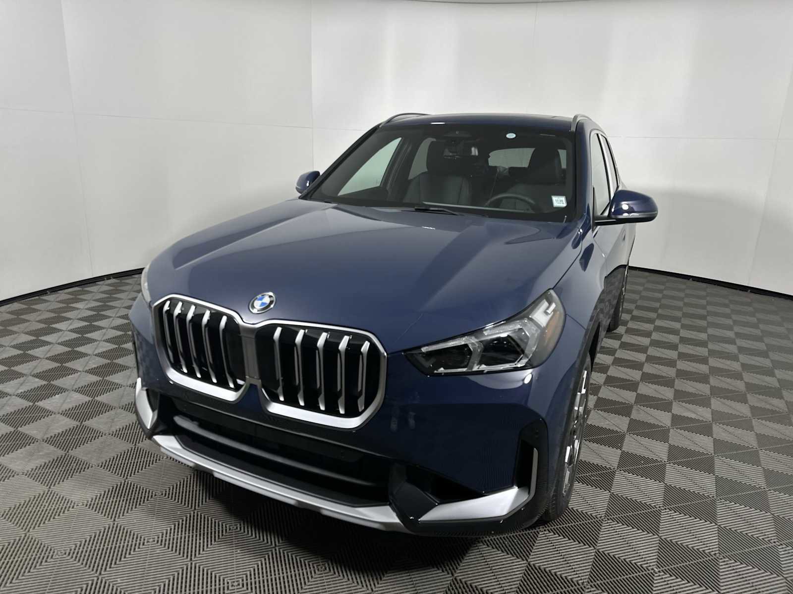 New 2026 BMW X1 xDrive28i w/ Convenience Package image 7