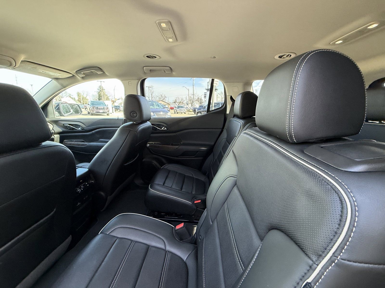 Used 2021 GMC Acadia Denali w/ Trailering Package image 5