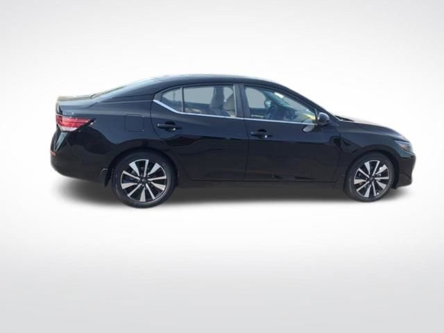 New 2025 Nissan Sentra SV w/ SV Premium Package image 8