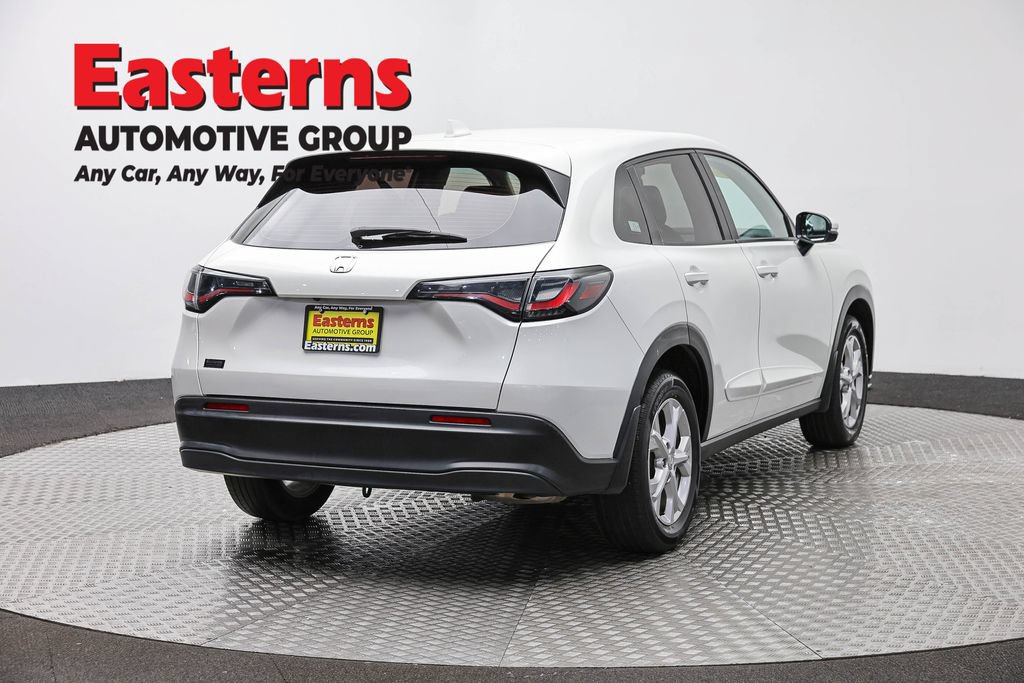 Used 2024 Honda HR-V LX image 5
